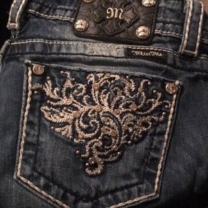 Women’s miss me jeans size 28 Bling
